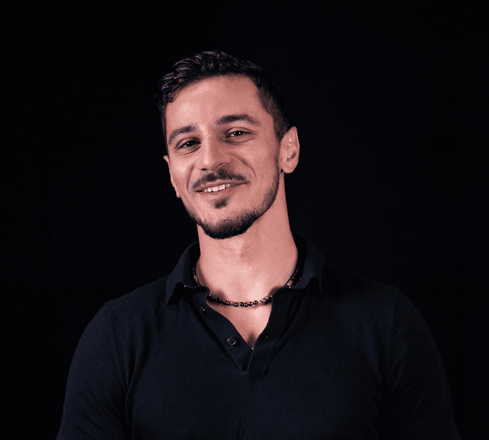 Sebastian D.